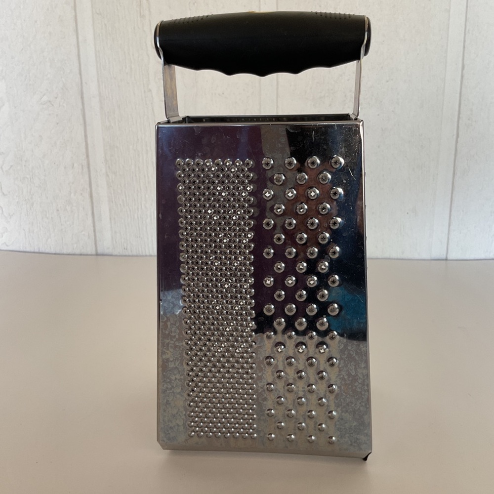 XOXO Silver Box Grater